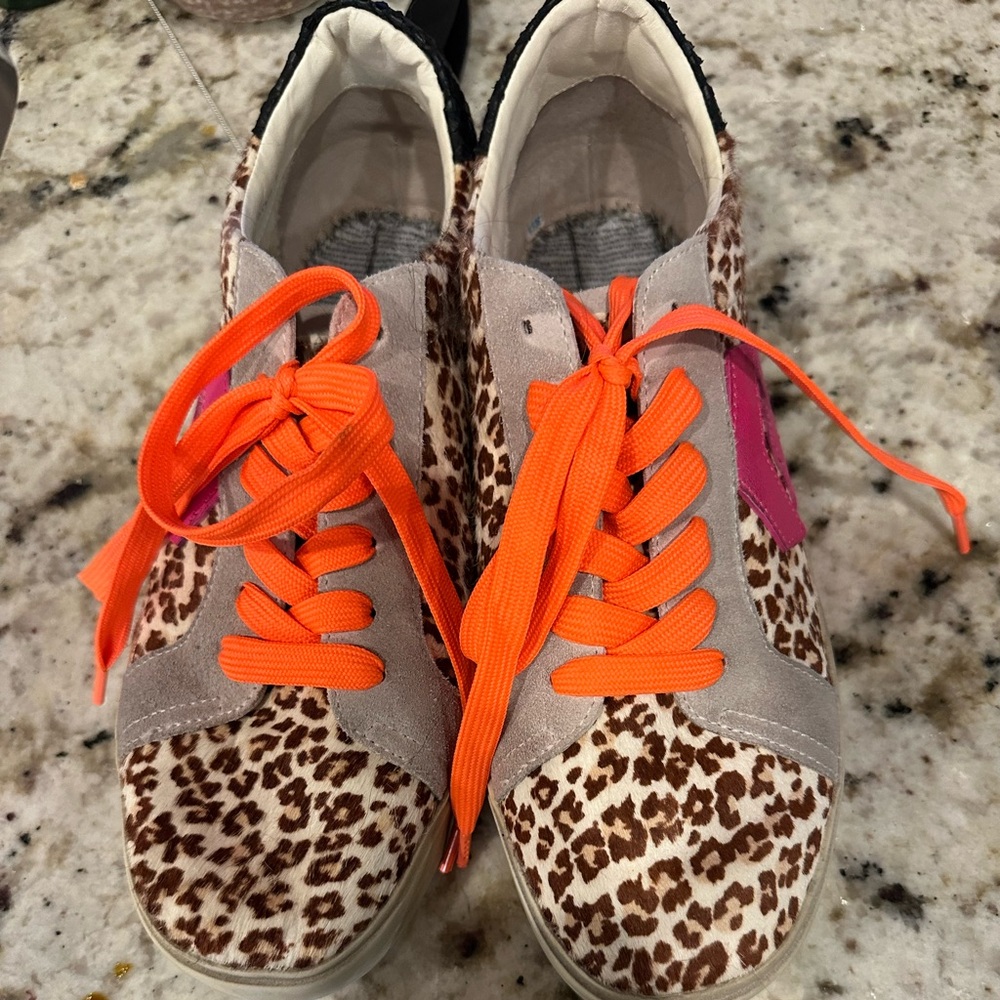 Dolce Vita Leopard Print Women's Sneakers with Orange Laces